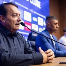 "Depois que saímos das copas, a ingratidão veio à tona" - Gustavo Aleixo/Cruzeiro