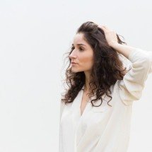 Queda de cabelo pode ter relação com hormônios e deficiências nutricionais - pch.vector/magnific