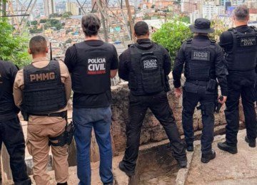 Força Integrada de Combate ao Crime Organizado de Minas Gerais avança em operação contra tráfico de drogas e comércio de armas de fogo -  (crédito: Divulgação/FICCO/MG)