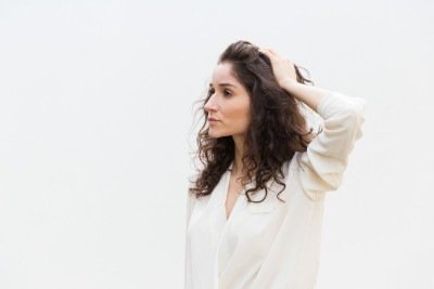 Na alopecia de padrão feminino, a avaliação da resposta costuma exigir meses de acompanhamento -  (crédito: pch.vector/magnific)