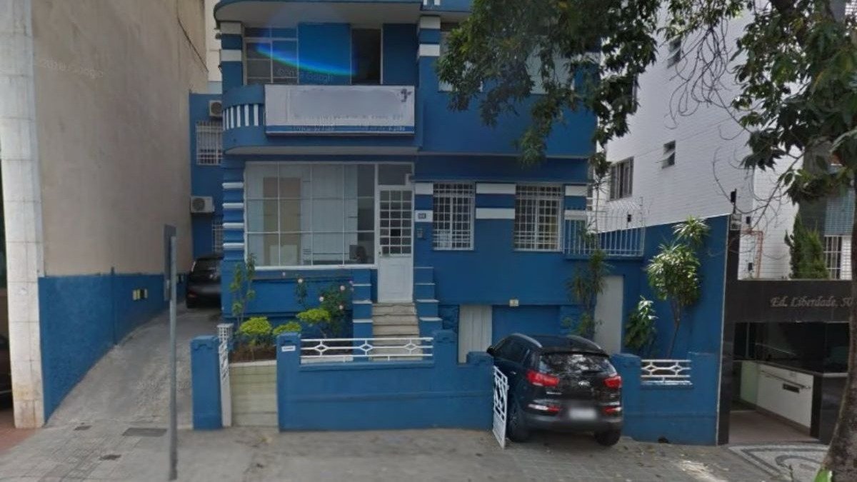 Edif&iacute;cio Liberdade, em Belo Horizonte, em meio ao leil&atilde;o de im&oacute;veis do Instituto de Previd&ecirc;ncia dos Servidores Militares de Minas Gerais -  (crédito: Reprodu&ccedil;&atilde;o)