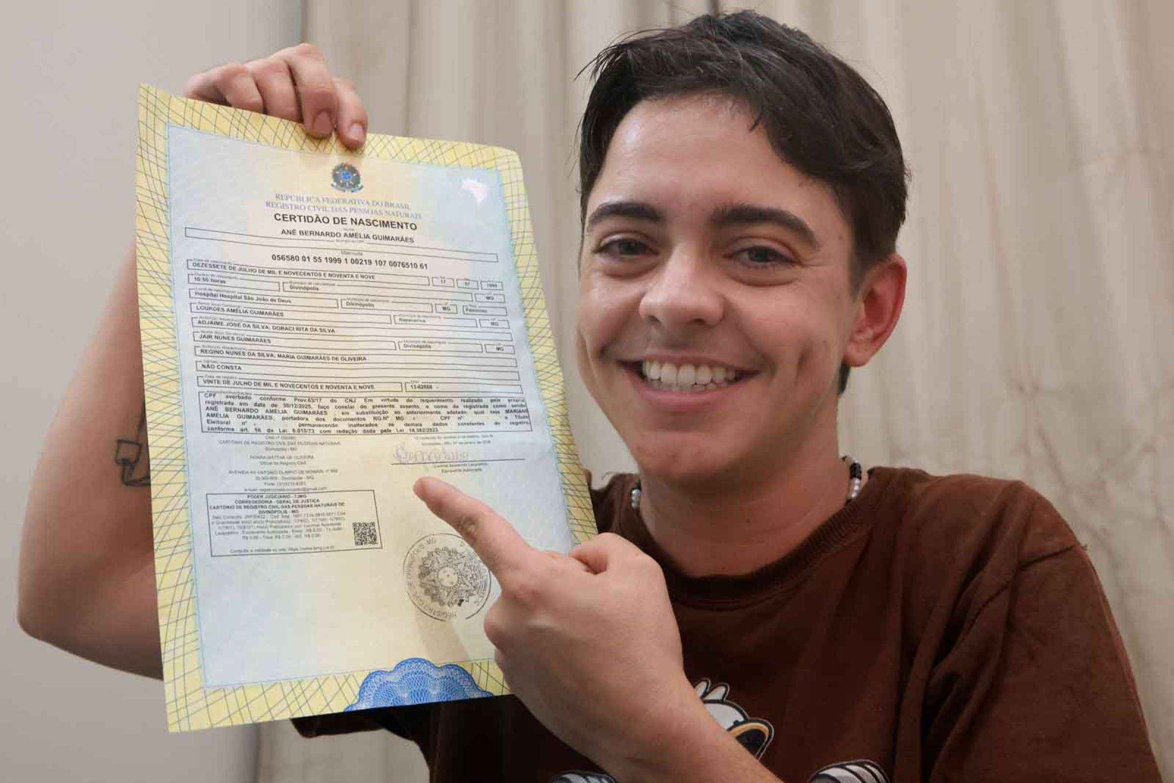 Mais de 1 mil mineiros trocaram de nome por ano sem precisar ir à Justiça