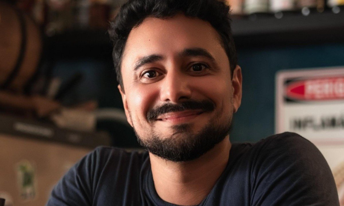 'Entendo que faço um trabalho de curadoria, então minha ideia é postar lugares que acho que valem a pena a visita' - Pedro Costa, influenciador e sócio do Faísca Bar 'Entendo que faço um trabalho de curadoria, então minha ideia é postar lugares que acho que valem a pena a visita' - Pedro Costa, influenciador e sócio do Faísca Bar