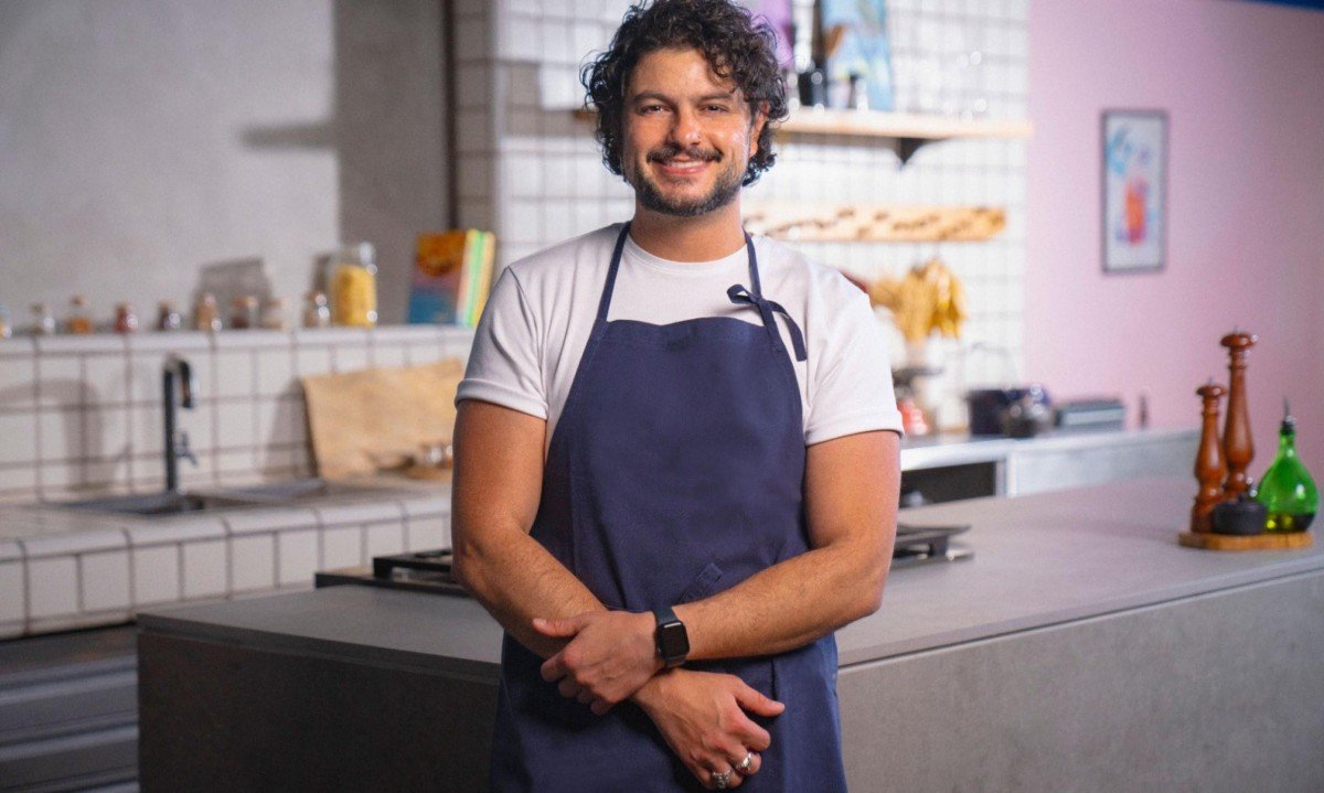 'Acho que tem que ter uma adaptação e uma profissionalização desse meio para que as coisas fluam de uma maneira melhor' - Mohamad Hindi, cozinheiro e influenciador 'Acho que tem que ter uma adaptação e uma profissionalização desse meio para que as coisas fluam de uma maneira melhor' - Mohamad Hindi, cozinheiro e influenciador