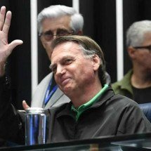 Jair Bolsonaro pede autorização a Moraes para almoço de aniversário da filha - Tupi