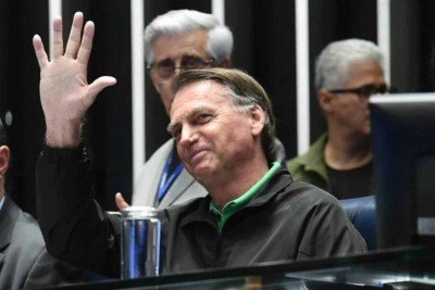 Jair Bolsonaro pede autorização a Moraes para almoço de aniversário da filha -  (crédito: Tupi)