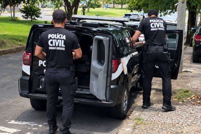 Duas mulheres, de 26 e 31 anos, foram presas preventivamente por suspeitas de roubo e furtos contra um homem de 51 anos -  (crédito: PCMG/Divulgação)