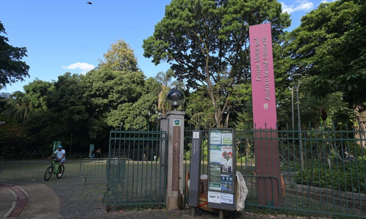 Atualmente, segundo a PBH, o Parque Municipal recebe cerca de 160 mil visitantes por mês, chegando a ultrapassar 20 mil aos domingos, o que justificaria a urgência das intervenções - (crédito: Leandro Couri/EM/D.A.Press)