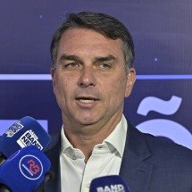 Flávio: ‘Vou te dar uma cortesia para assistir ao filme do Bolsonaro' - Renato Pizzutto/Band