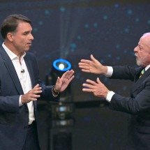 Esquadrão antibomba investiga área da Band após debate -  NELSON ALMEIDA / AFP
