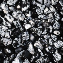 Obsidiana Nevada: Proteção Contra Energias Negativas - Wemystic