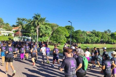 Corrida reúne 8,3 mil inscritos e tem a expectativa de receber mais de 10 mil pessoas, entre corredores, familiares e visitantes -  (crédito: Larissa Leone/EM/D.A. Press)