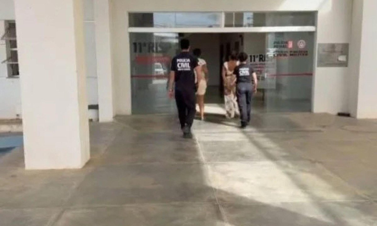 Dono e funcionários de clínicas clandestinas foram presos em operação da Polícia Civil em setembro de 2026 - (crédito: Polícia Civil MG/divulgação)