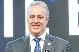 NO TOPO DO SISTEMA