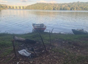 Bombeiros procuram homem que desapareceu em represa de Minas -  (crédito: Corpo de Bombeiros/Reprodução)