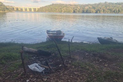 Bombeiros procuram homem que desapareceu em represa de Minas -  (crédito: Corpo de Bombeiros/Reprodução)