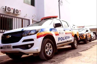 De acordo com a PM, os suspeitos de homicídio disparam contra os militares, que reagiram  -  (crédito: PM/divulgação)