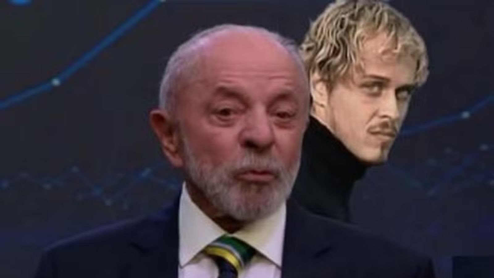 Fl&aacute;vio Bolsonaro &eacute; comparado a 'esp&iacute;rito obsessor' ao aparecer atr&aacute;s de Lula em debate na TV Band -  (crédito: Redes sociais)