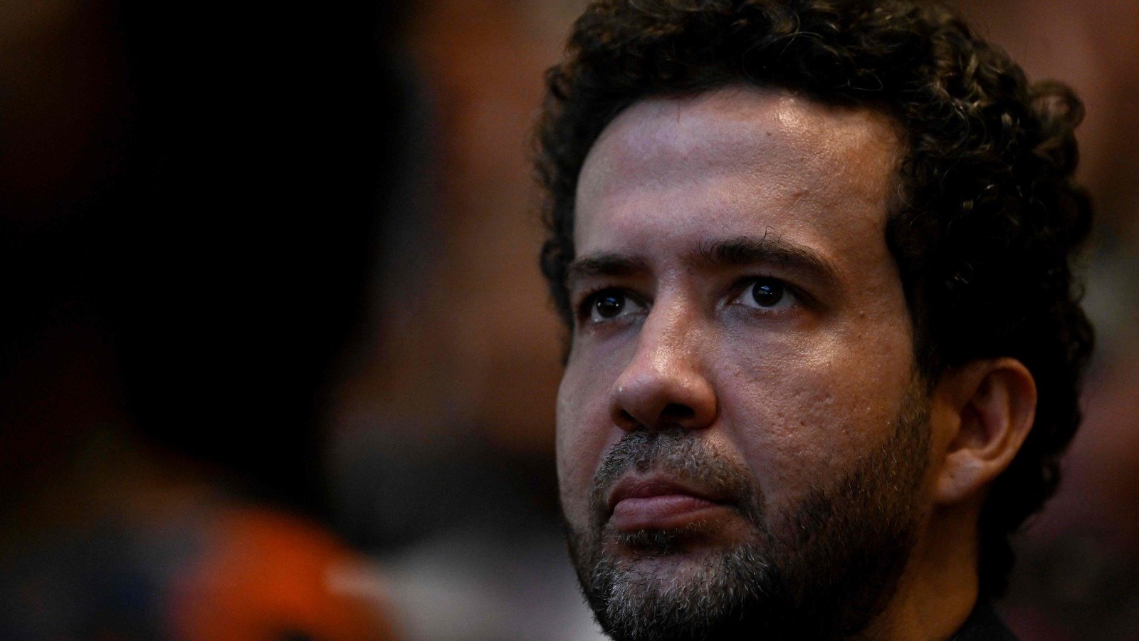 Andr&eacute; Janones discute a estrat&eacute;gia de comunica&ccedil;&atilde;o digital e o carisma de Lula para mobilizar apoiadores nas redes sociais -  (crédito: MAURO PIMENTEL / AFP)