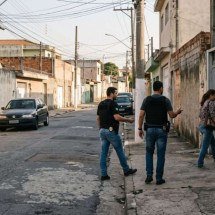 Mulher simula o próprio sequestro com ajuda da filha de 7 anos, cobra R$ 3.500 da mãe para pagar agiotas e é condenada por extorsão - Tupi