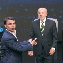 Campanha de Flávio rejeita proposta de Lula sobre quebra de sigilos - NELSON ALMEIDA / AFP