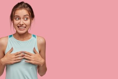 A cirurgia pode representar a possibilidade de realizar atividades evitadas por desconforto físico ou constrangimento -  (crédito:  wayhomestudio/magnific)