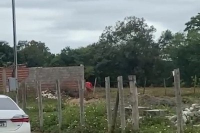Homem é flagrado fugindo de presídio em Governador Valadares -  (crédito: Reprodução/Redes Sociais)