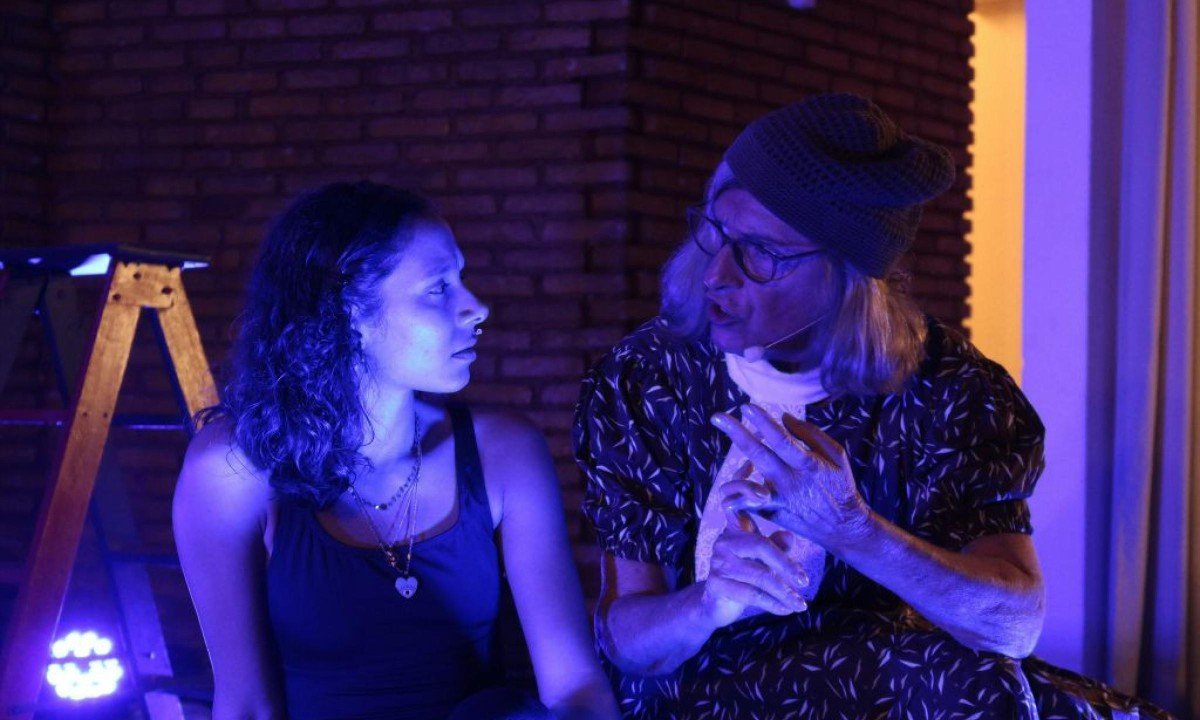 Izabella Parreira e Ivana Andrés dividem o espetáculo buscando o equilíbrio entre ator e personagem
- (crédito: Arquivo Ensino em Cena)