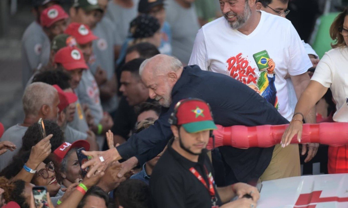  Lula faz ato em BH, a quatro dias da elei&ccedil;&atilde;o-Leandro Couri/EM / D.A Press / Alexandre Guzanshe/EM/D.A Press