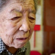 Indústria da solidão: os serviços que oferecem companhia a chineses solitários - BBC