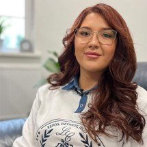 'Comecei a usar cetamina aos 14 anos e aos 22 precisei de fraldas' - BBC