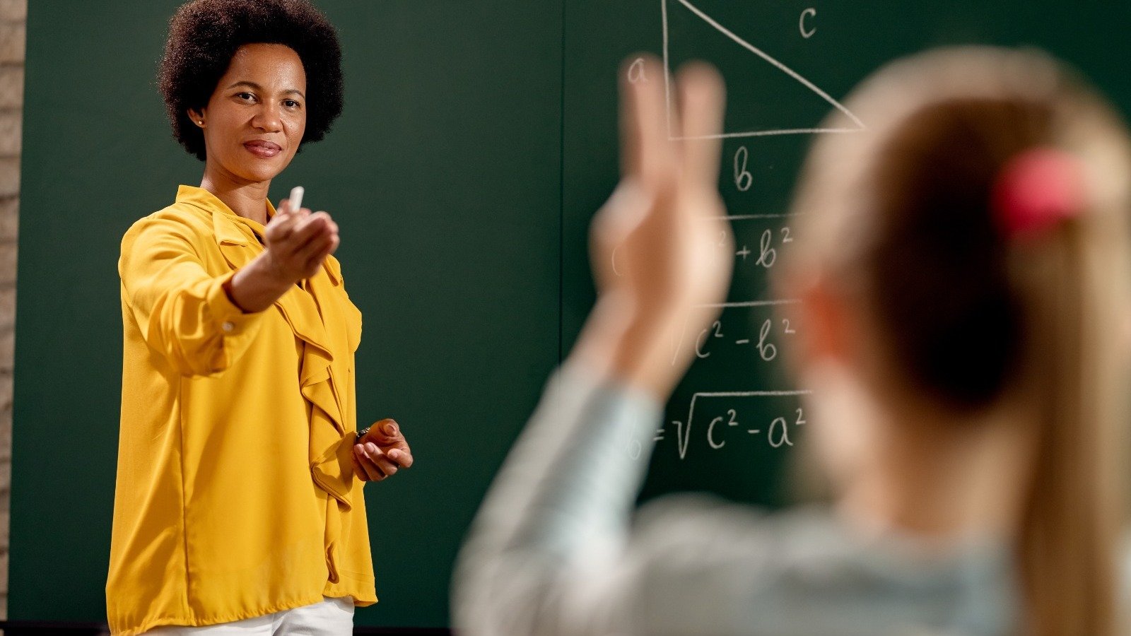 As agress&otilde;es causam milhares de afastamentos de professores das fun&ccedil;&otilde;es &nbsp;para tratamento da sa&uacute;de mental -  (crédito: magnific.com)