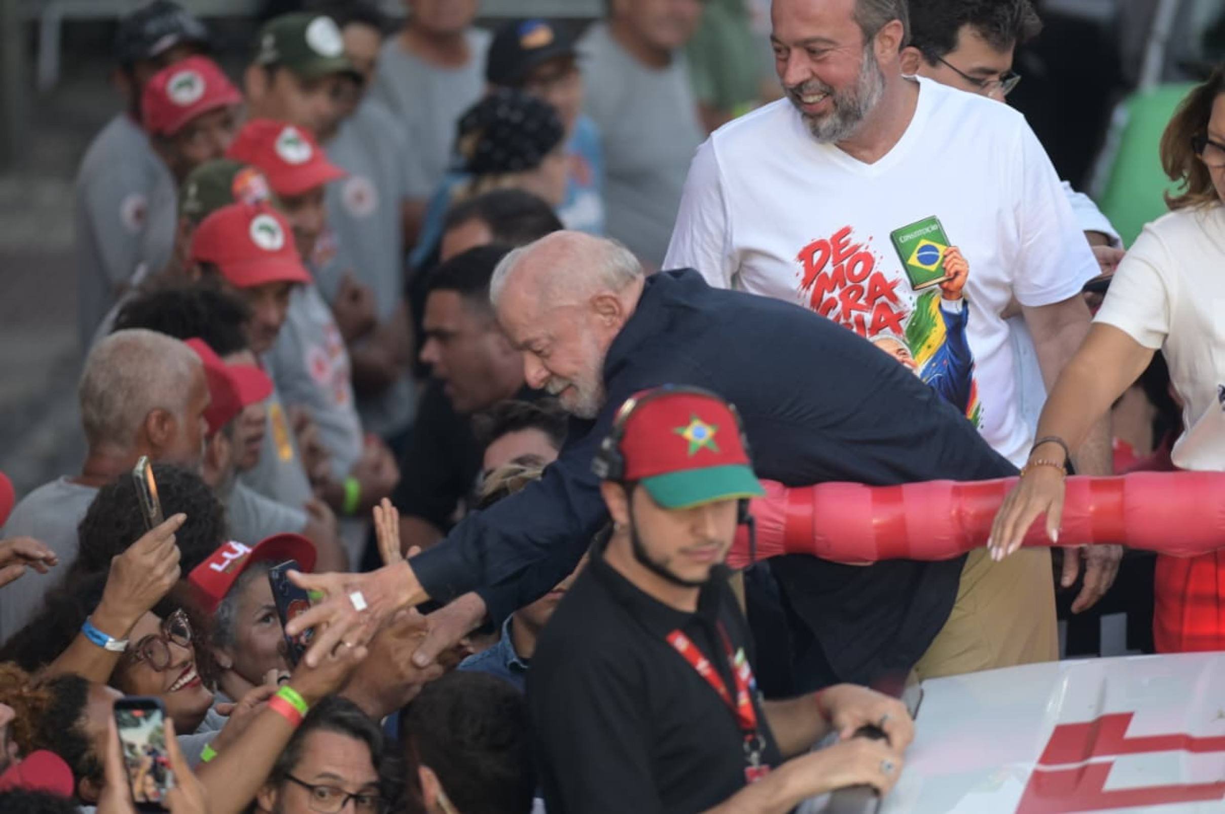 Lula faz ato em BH, a quatro dias da elei&ccedil;&atilde;o