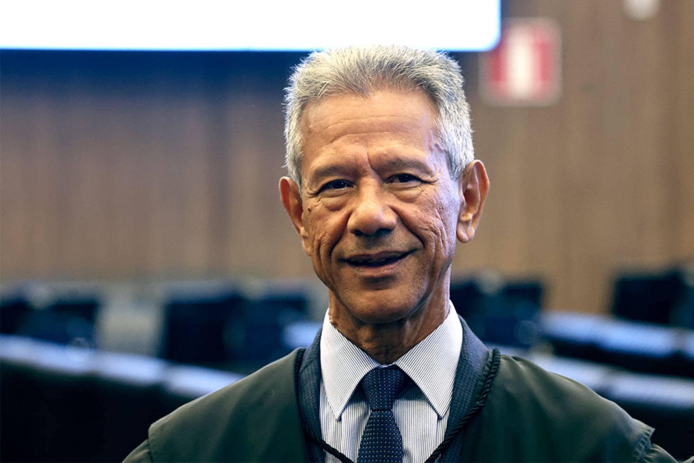 Presidente do TJMG deve assumir governo de Minas e se reunir com Cleitinho