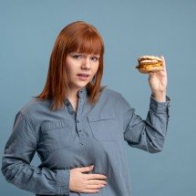 Estudo associa ultraprocessados com doenças inflamatórias intestinais - magnific