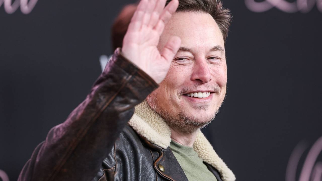 Elon Musk, empres&aacute;rio por tr&aacute;s da SpaceX, &eacute; o centro da discuss&atilde;o sobre a limita&ccedil;&atilde;o dos servi&ccedil;os Starshield na Ucr&acirc;nia -  (crédito: depositphotos.com / Image Press Agency)