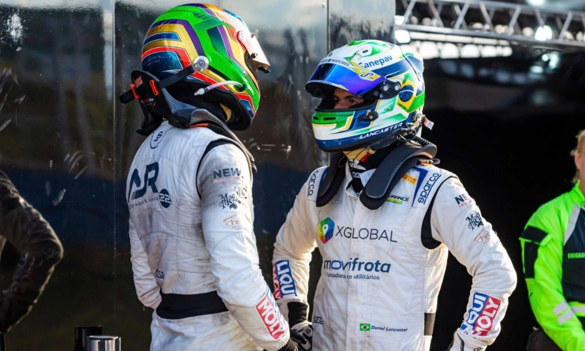 Daniel Lancaster revela o cockpit do Ligier antes de prova em Brasília
- (crédito: PulseBrand)