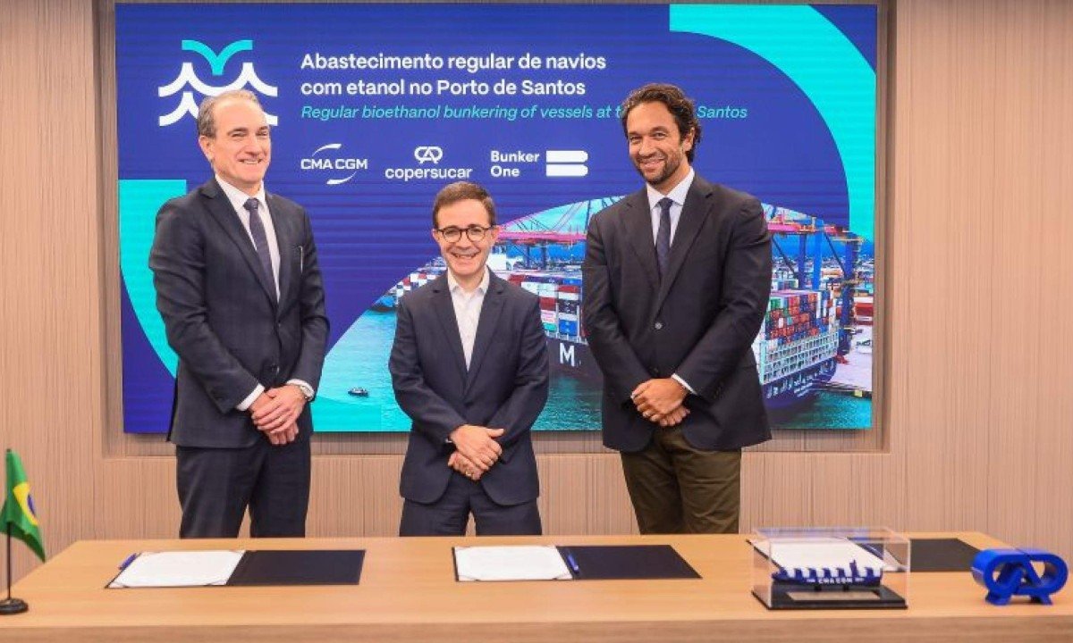 Etanol abastece navios regularmente no Porto de Santos - (crédito: DINO)