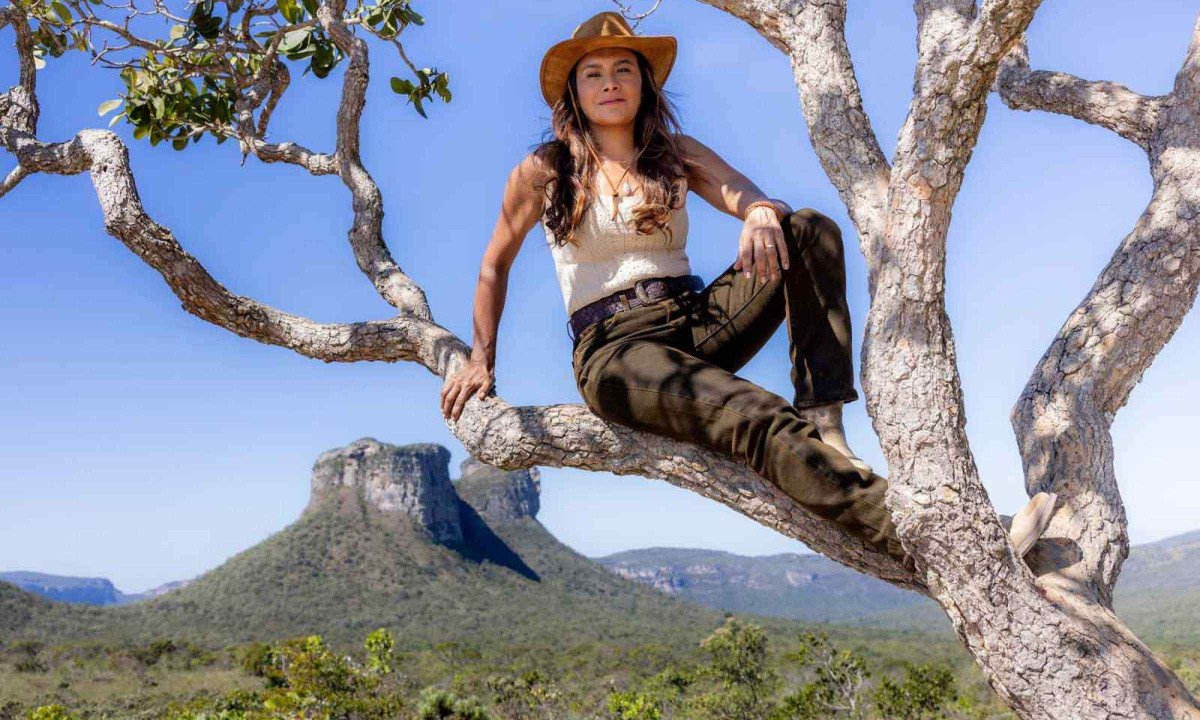 Dira Paes diz que a sertaneja Rosenda "representa mulheres maravilhosas deste país gigante que é o Brasil"
- (crédito: Beatriz Damy/Globo)