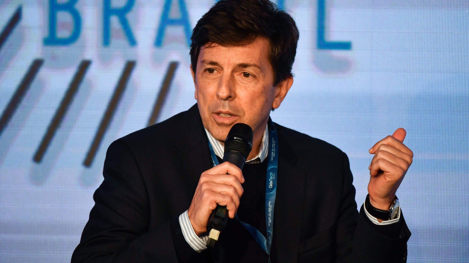 Jo&atilde;o Amo&ecirc;do, ex-presidente do Novo, detalha sua decis&atilde;o de voto no segundo turno e suas cr&iacute;ticas aos candidatos. -  (crédito: AFP / NELSON ALMEIDA)