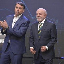 Lula e Flávio Bolsonaro mudam táticas para o debate decisivo na Globo - Renato Pizzutto/Band