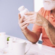 Tontura, confusão e quedas podem ter relação ao uso de vários medicamentos -  pressfoto/magnific