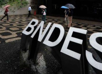  Sede do BNDES: banco liberou empréstimos de R$ 40,9 bilhões para empresas mineiras em quatro anos -  (crédito: Vanderlei Almeida/AFP)
