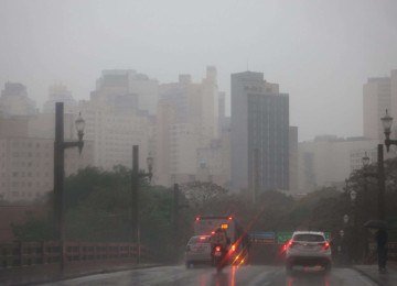  Clima deve permanecer chuvoso em Belo Horizonte -  (crédito: Marcos Vieira /EM/DA. Press)
