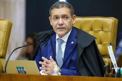 Kassio Nunes Marques, presidente do TSE, defende mudan&ccedil;as nas regras eleitorais diante de novas tecnologias e aborda decis&otilde;es da Corte. -  (crédito: Gustavo Moreno/STF

)