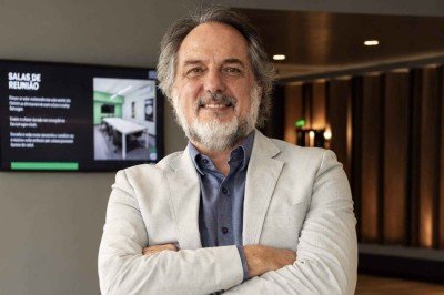 Guilherme Colombo nasceu em Buenos Aires e se mudou para o Rio de Janeiro aos 21 anos. Ele lan&ccedil;a primeiro livro aos 59 anos -  (crédito: Divulga&ccedil;&atilde;o)
