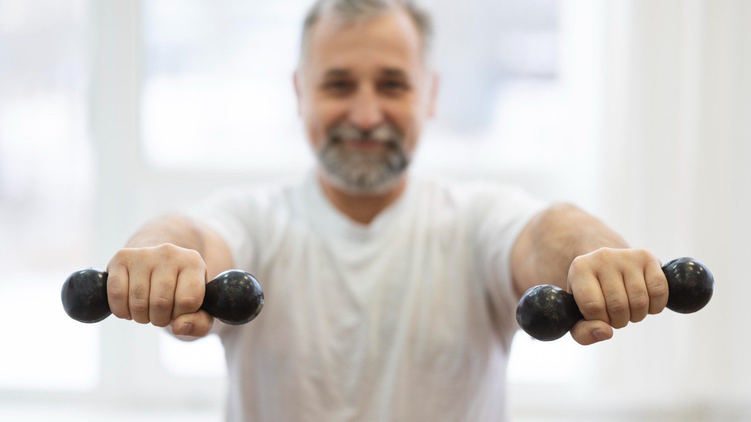 Exerc&iacute;cios de for&ccedil;a s&atilde;o fundamentais para corredores e para uma vida ativa, como destacam os especialistas -  (crédito: Freepik)