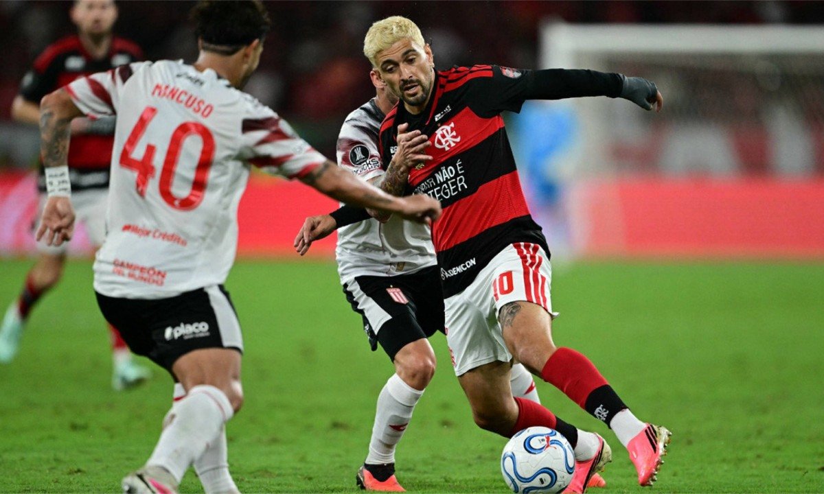 Imprensa argentina repercute tentativa do Flamengo de reverter eliminação na Libertadores - (crédito: No Ataque Internacional)