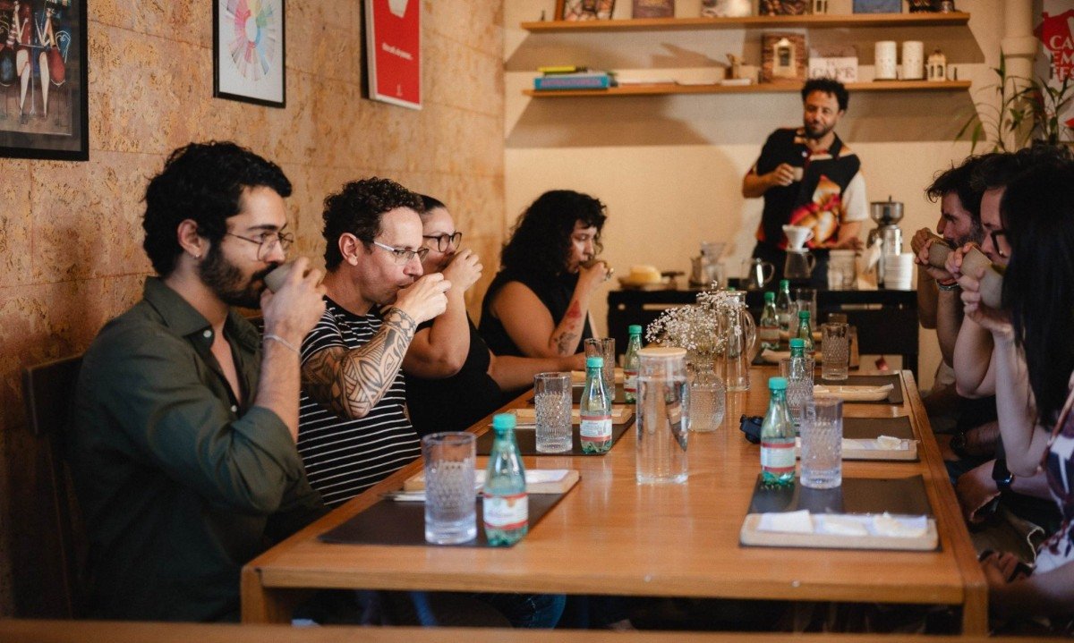 Cafés e queijos representam as riquezas de Minas em degustação orientada que passa por análise sensorial e harmonização Cafés e queijos representam as riquezas de Minas em degustação orientada que passa por análise sensorial e harmonização