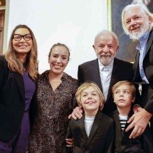 Julian Assange, criador do WikiLeaks, declara apoio a Presidente Lula  - Reprodução/Redes Sociais 